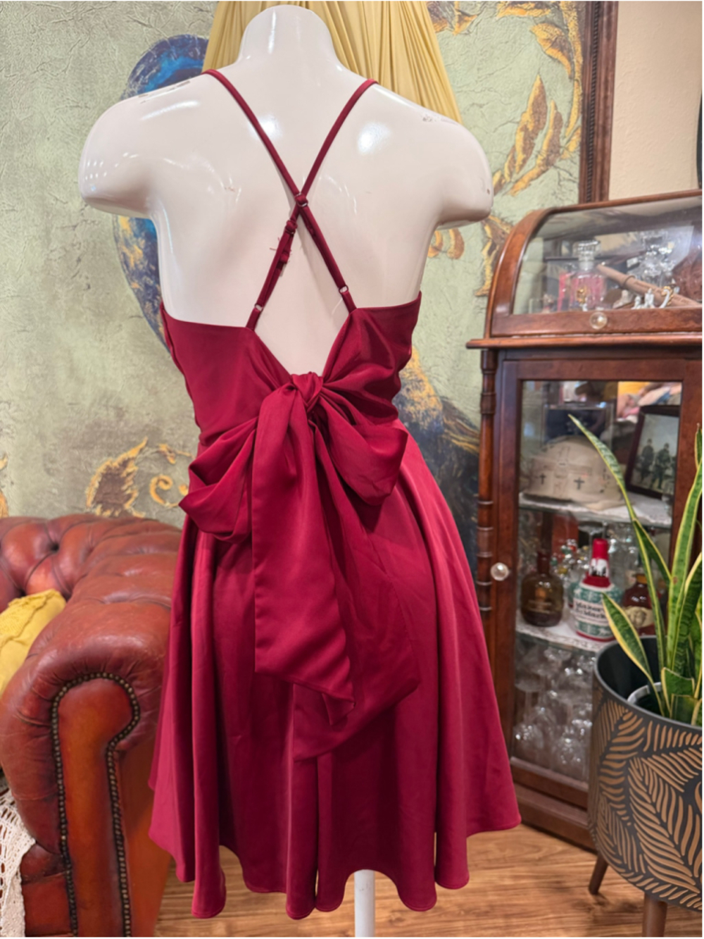 Lulus Women Burgundy Red Satin Halter Wrap Skater Cocktail Dress Size Small EUC - Picture 6 of 11